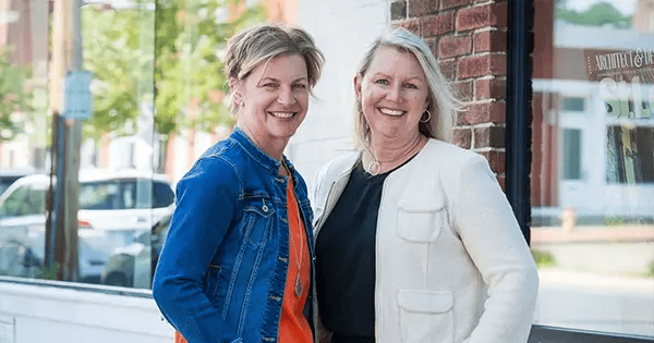 Diane Lochner, Emily Howard
