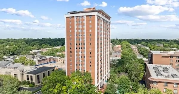 Whitehall Club building