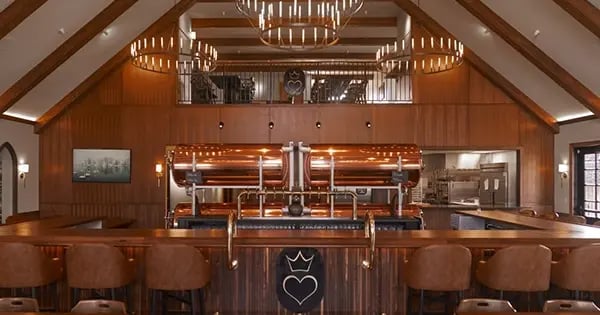 Bierhall with copper serving tanks