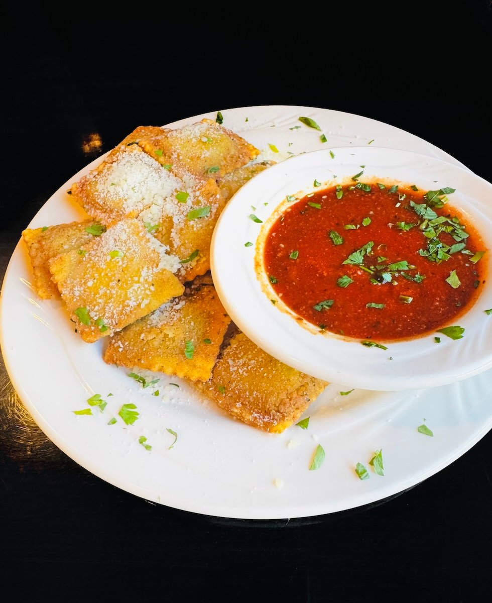Pietros-Toasted-Ravioli-Speciali