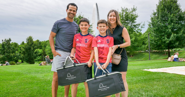 Gateway Arch Park Foundation Picnic In Your Park