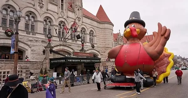 Thanks-For-Giving Parade