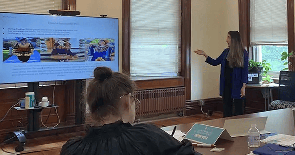 Negina Shinwari pitches her business, Asia Lebas Mahal